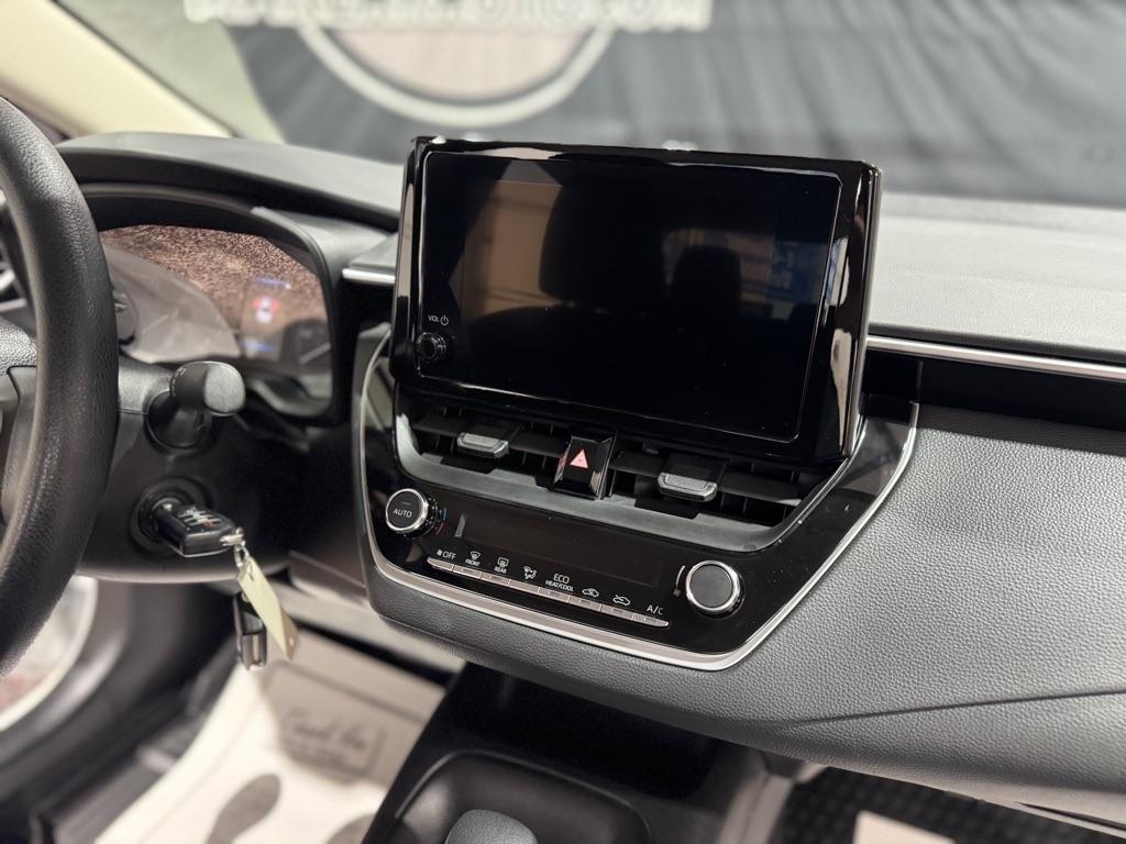 Toyota Corolla LE CVT (Natl) 2023