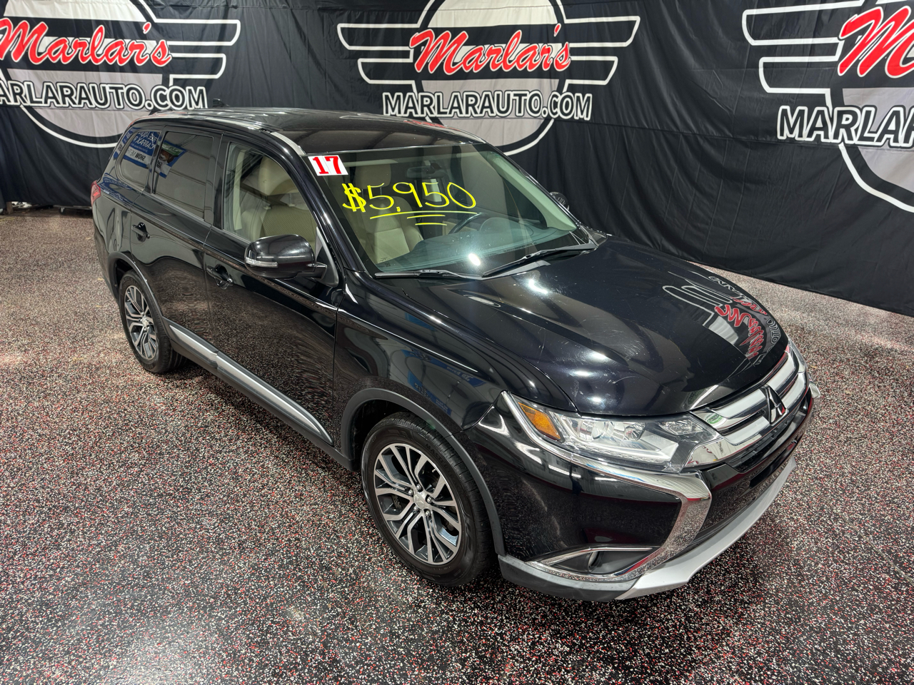 Mitsubishi Outlander SEL FWD 2017