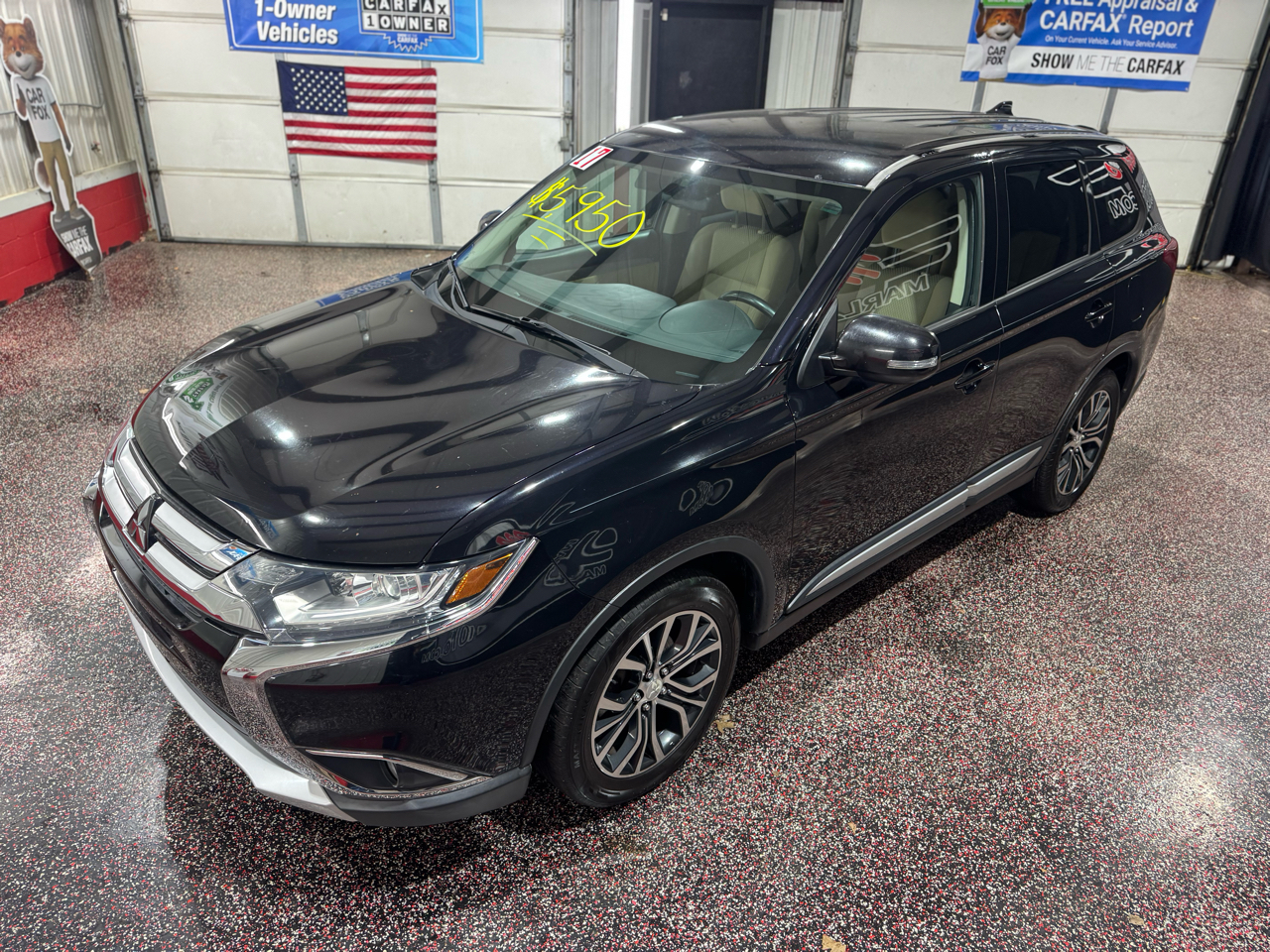 Mitsubishi Outlander SEL FWD 2017