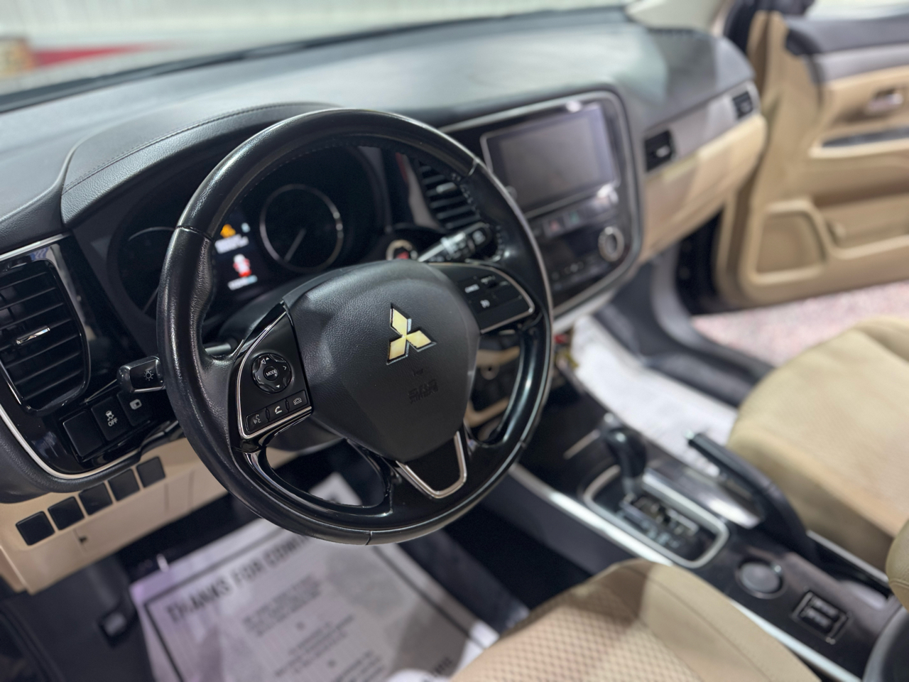 Mitsubishi Outlander SEL FWD 2017