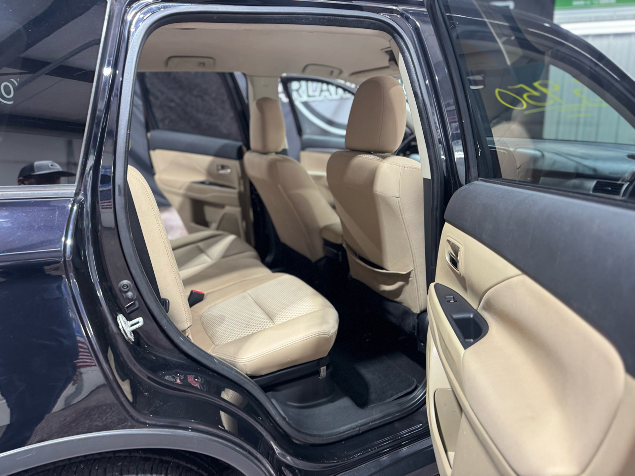 Mitsubishi Outlander SEL FWD 2017