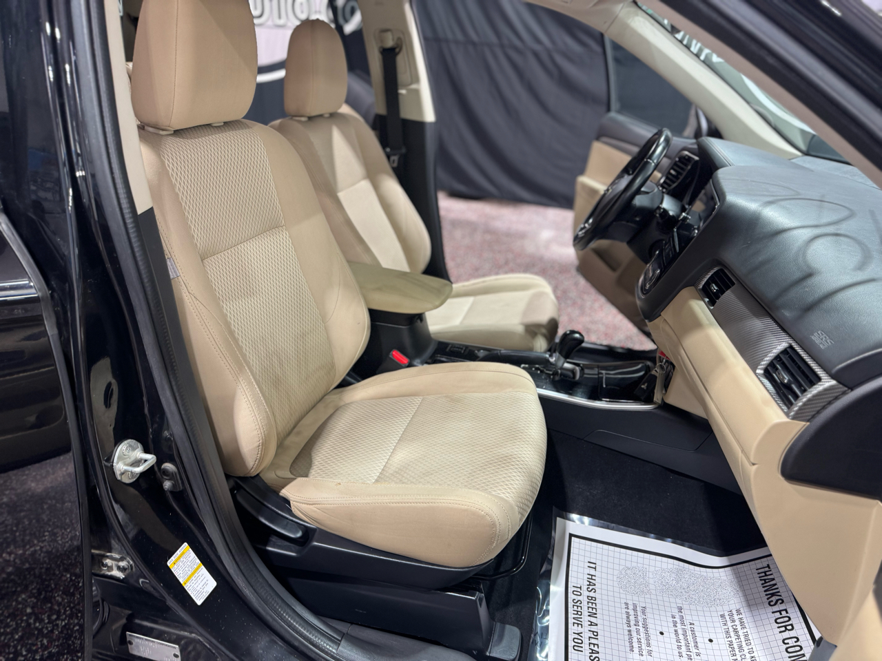 Mitsubishi Outlander SEL FWD 2017