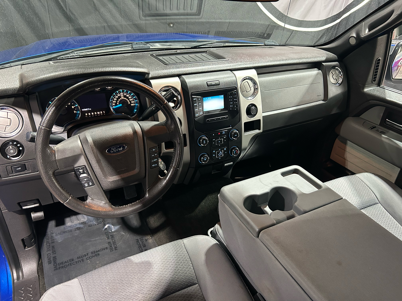 Ford F-150 4WD SuperCrew 145" King Ranch 2014 Ford F-150 4WD SuperCrew 145" King Ranch 2014