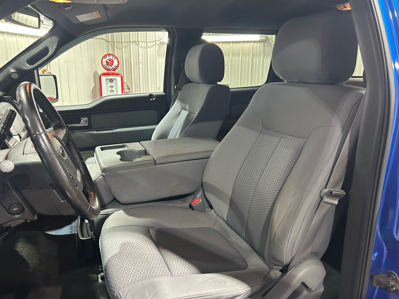 Ford F-150 4WD SuperCrew 145" King Ranch 2014 Ford F-150 4WD SuperCrew 145" King Ranch 2014