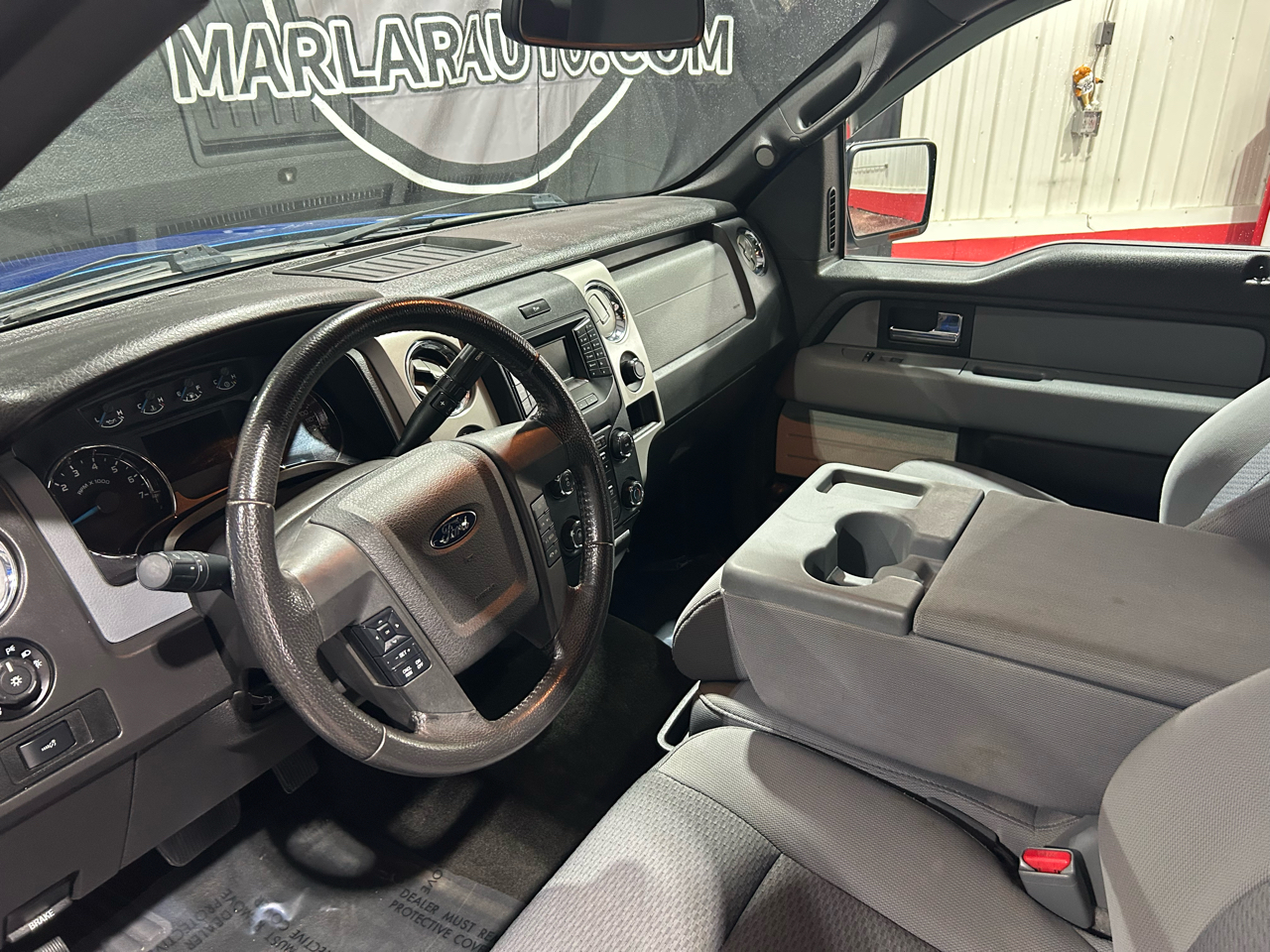 Ford F-150 4WD SuperCrew 145" King Ranch 2014 Ford F-150 4WD SuperCrew 145" King Ranch 2014