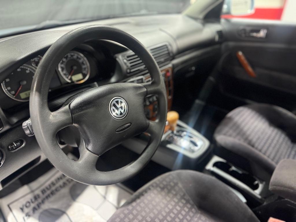 Volkswagen Passat 4dr Sdn GLS V6 Auto 2003