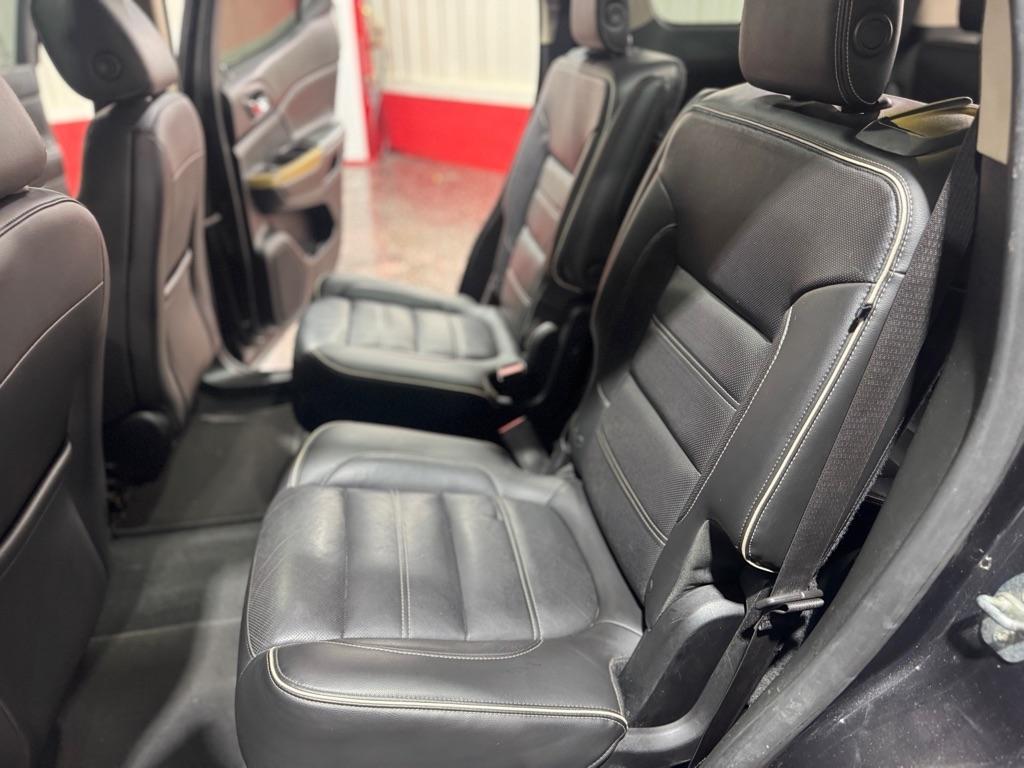 GMC Acadia AWD 4dr Denali 2018