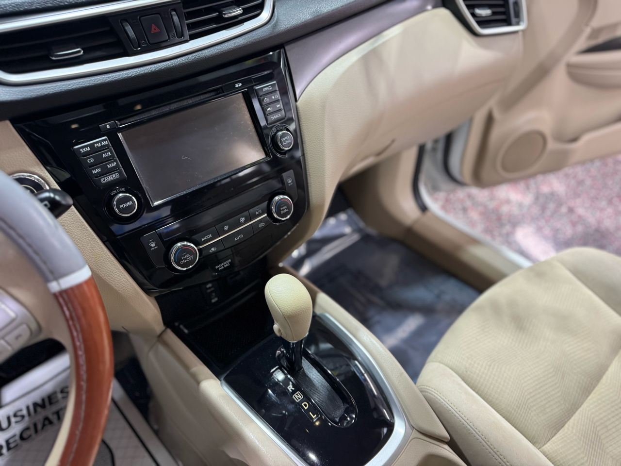 Nissan Rogue AWD 4dr SV 2015