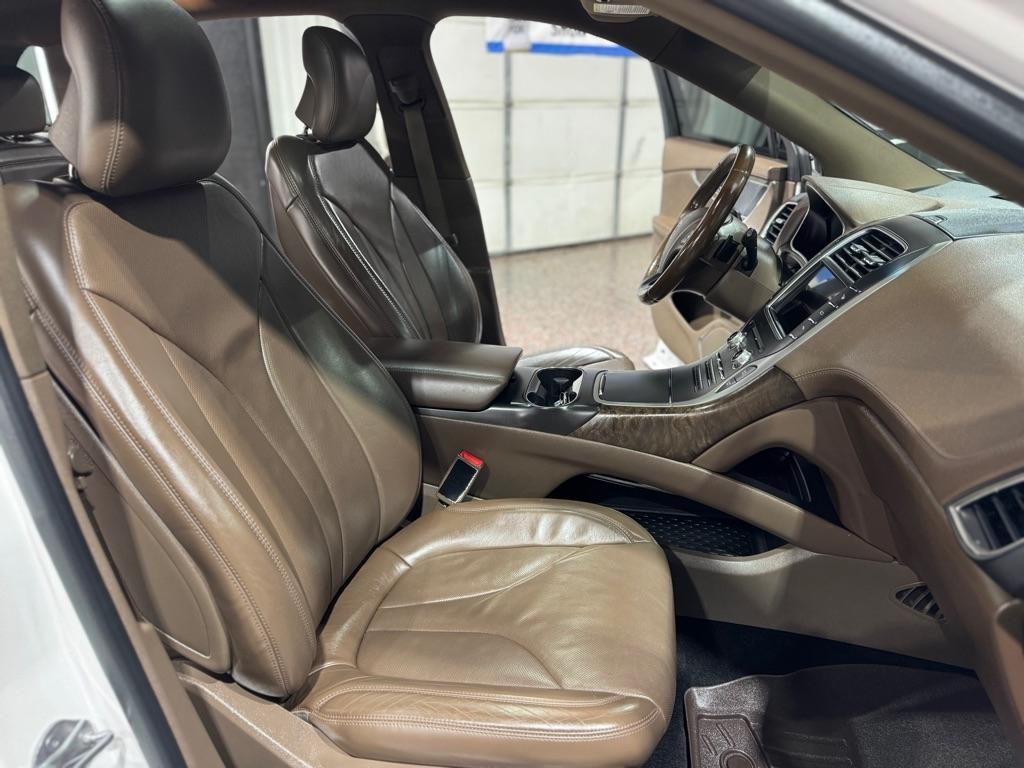 Lincoln MKX AWD 4dr Reserve 2016