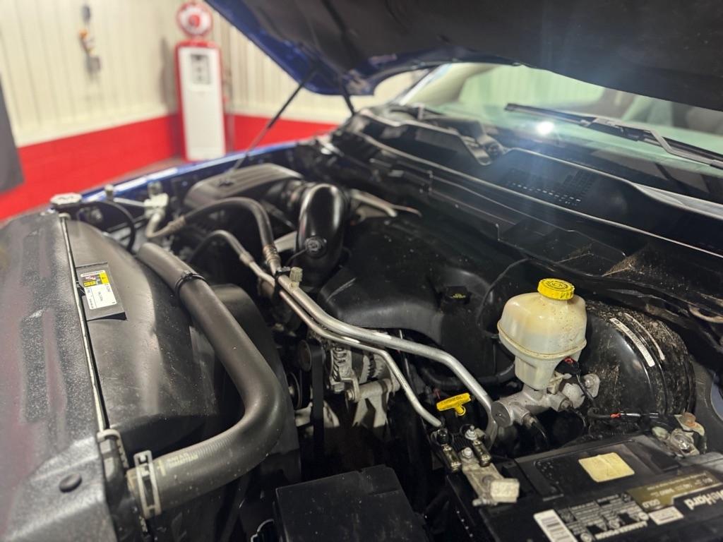 RAM 1500 4WD Reg Cab 140.5" Big Horn 2016