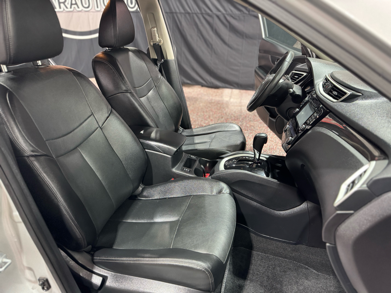 Nissan Rogue AWD 4dr SL 2016