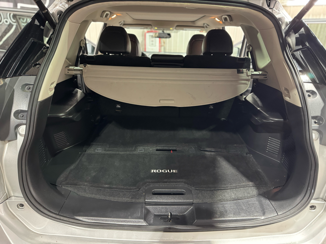 Nissan Rogue AWD 4dr SL 2016