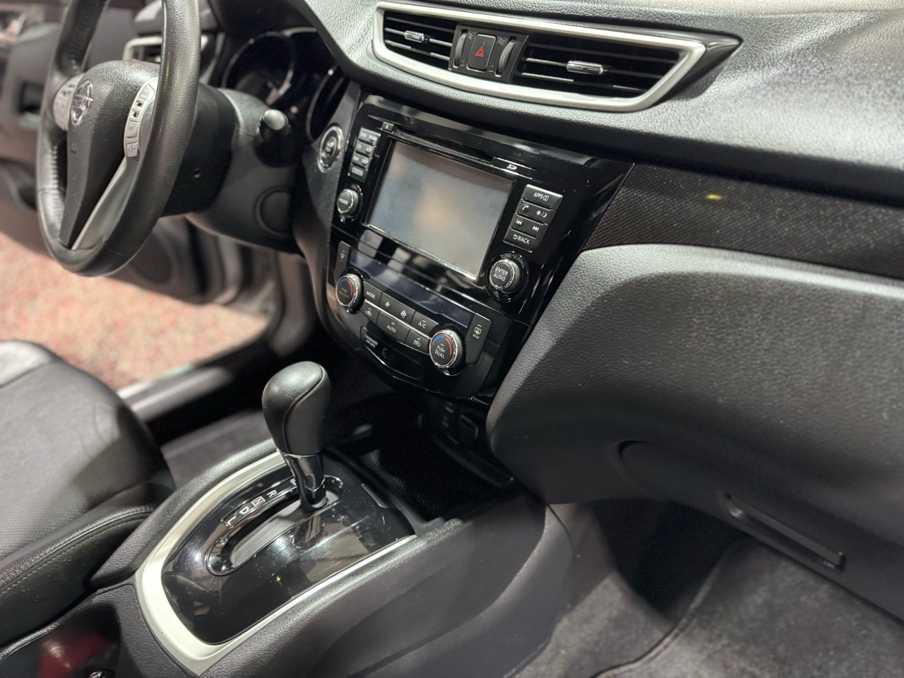 Nissan Rogue AWD 4dr SL 2016