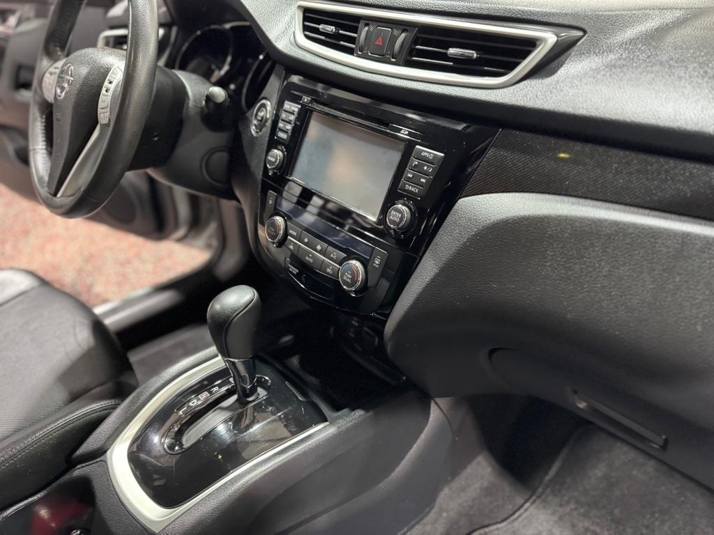 Nissan Rogue AWD 4dr SL 2016