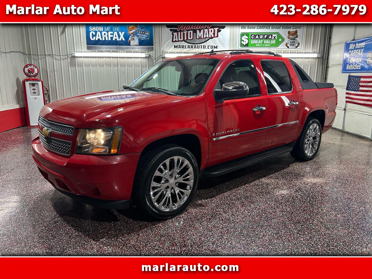 2009 Chevrolet Avalanche LTZ's photo