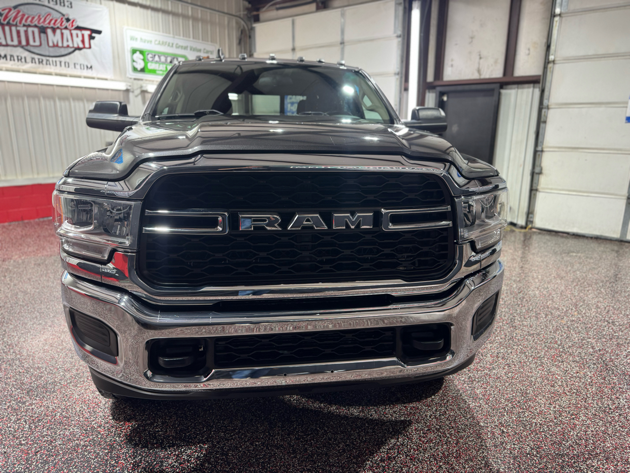 2020 Ram 3500 Tradesman photo 2
