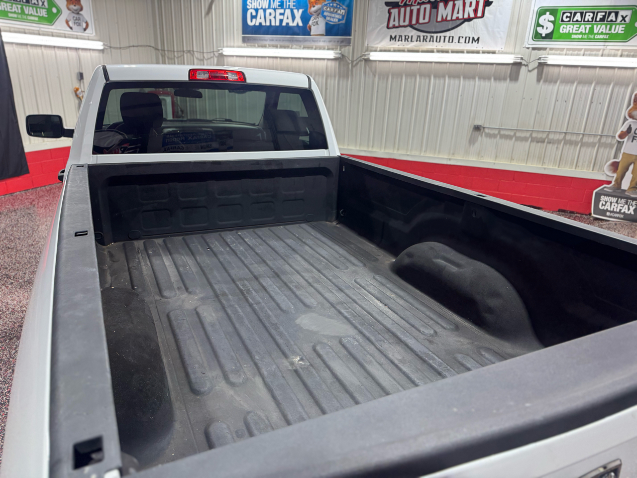 RAM 1500 4WD Reg Cab 140.5" Tradesman 2015