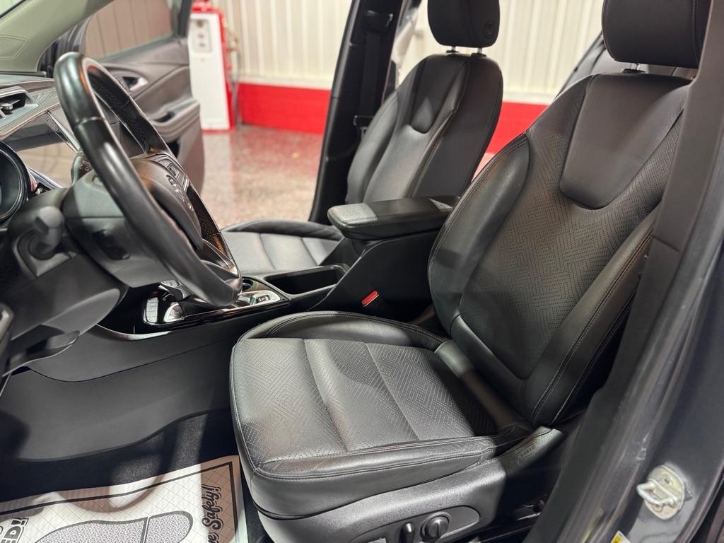 Buick Encore GX FWD 4dr Essence 2020