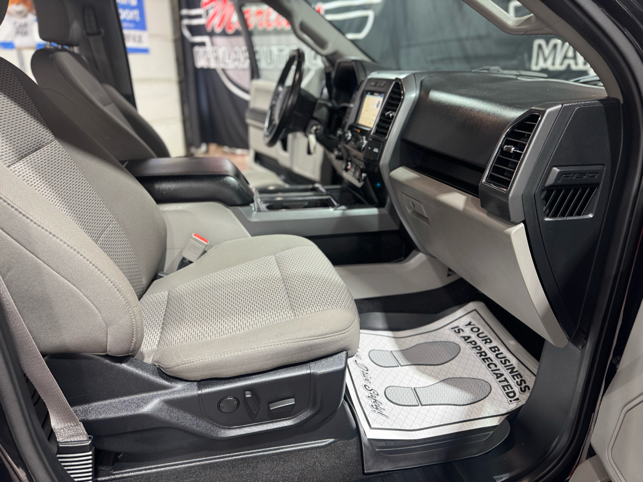 Ford F-150 4WD SuperCrew 139" XLT 2019