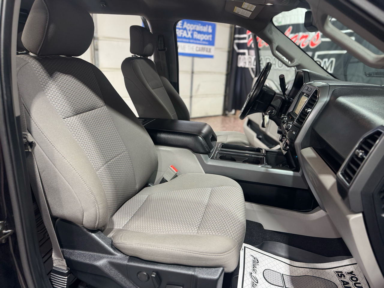 Ford F-150 4WD SuperCrew 139" XLT 2019