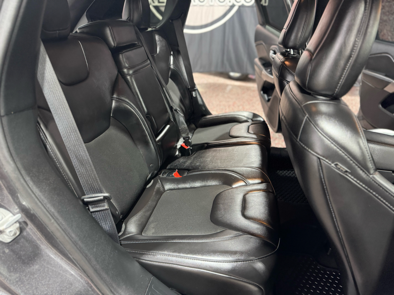 Jeep Cherokee Latitude Plus FWD 2019