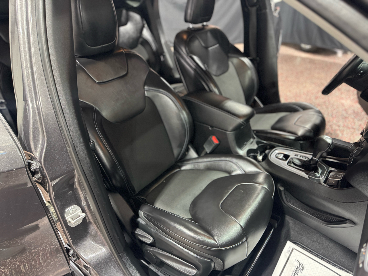 Jeep Cherokee Latitude Plus FWD 2019