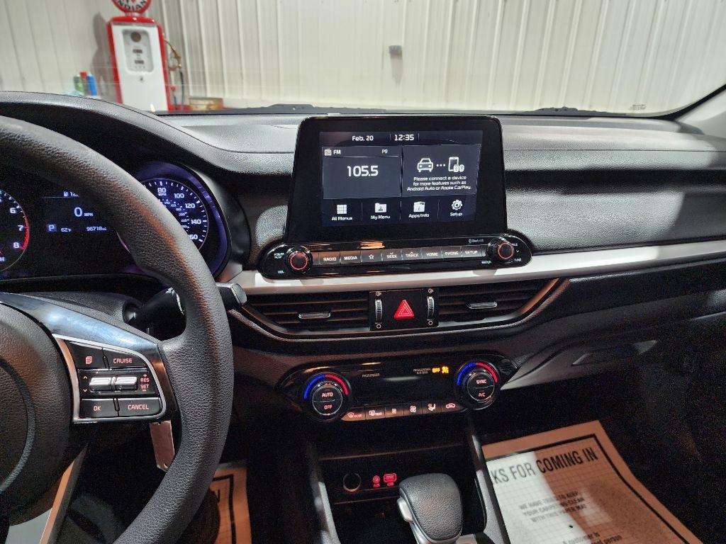 Kia Forte LXS IVT 2019