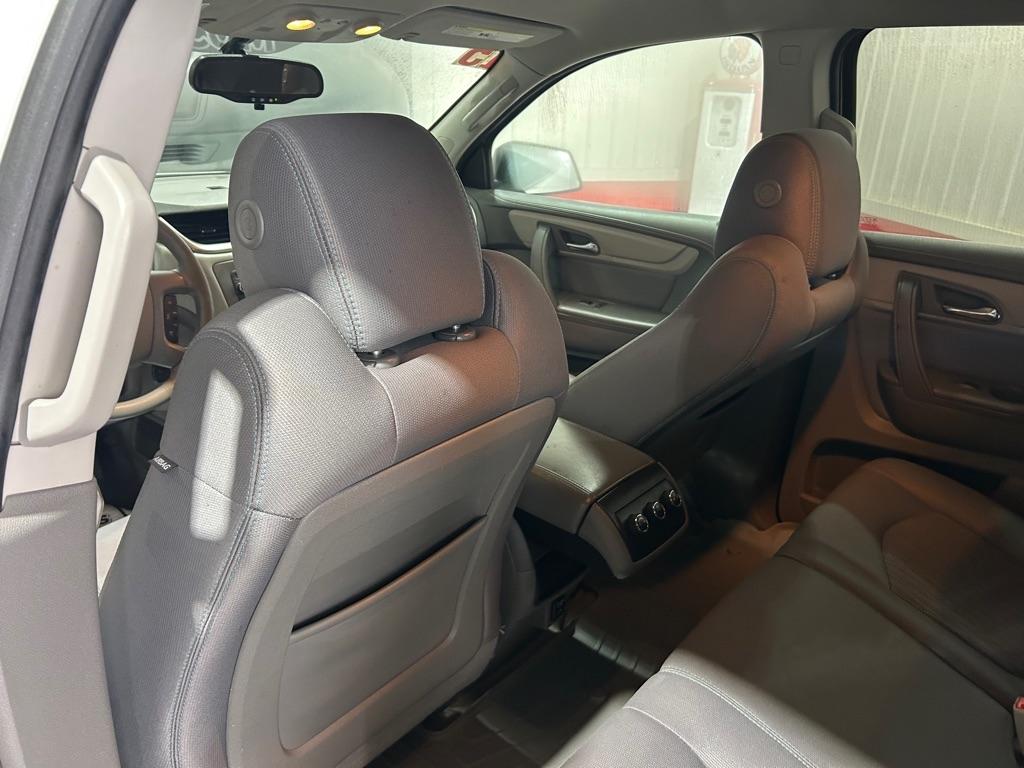 Chevrolet Traverse AWD 4dr LS 2015