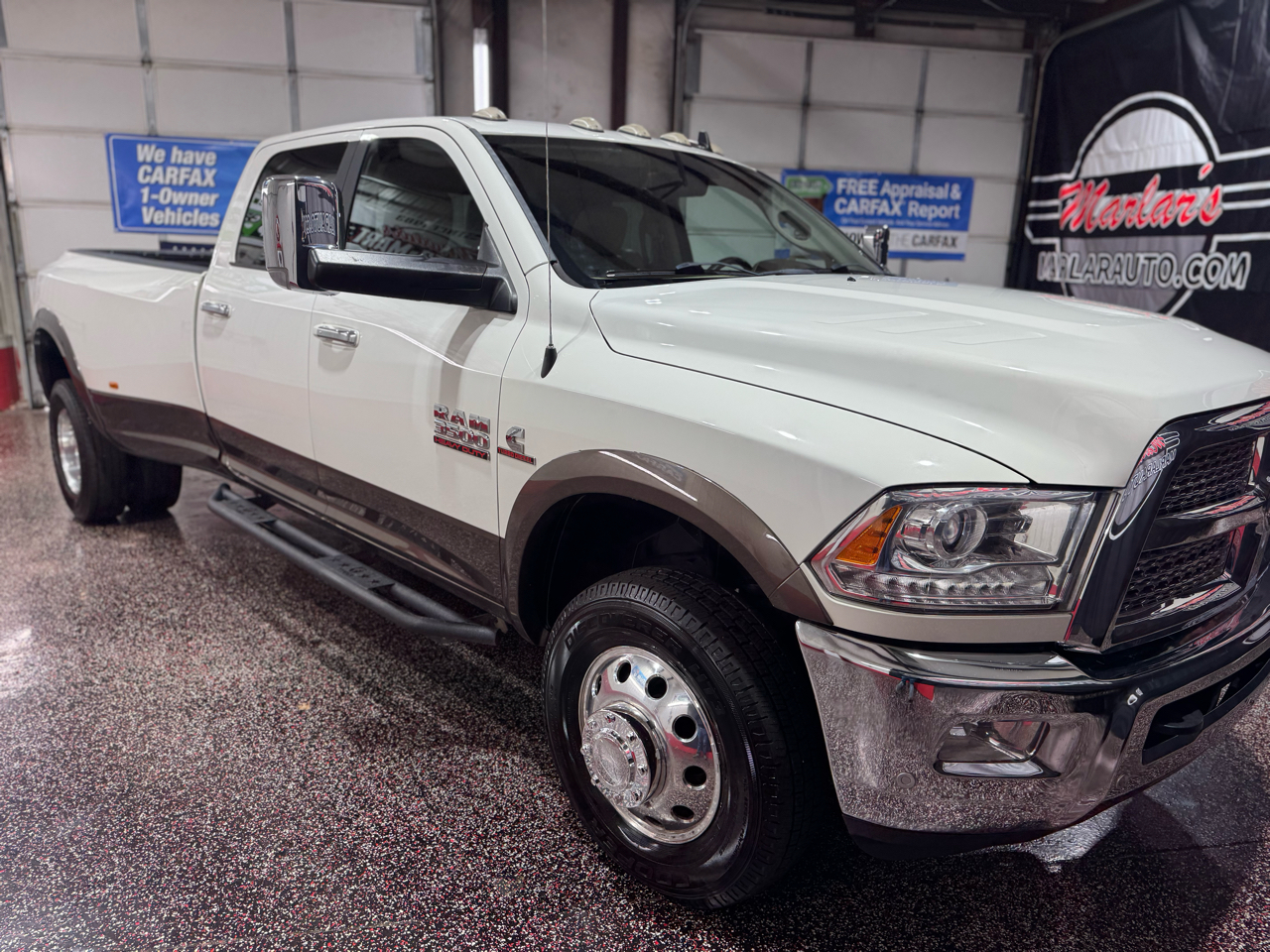 RAM 3500 Laramie 4x4 Crew Cab 8' Box 2018