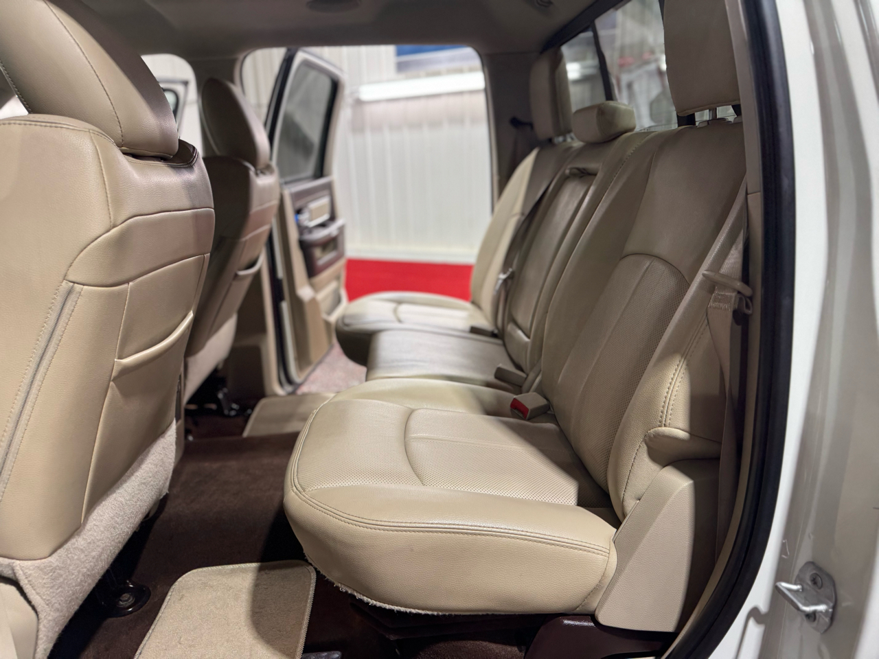 RAM 3500 Laramie 4x4 Crew Cab 8' Box 2018