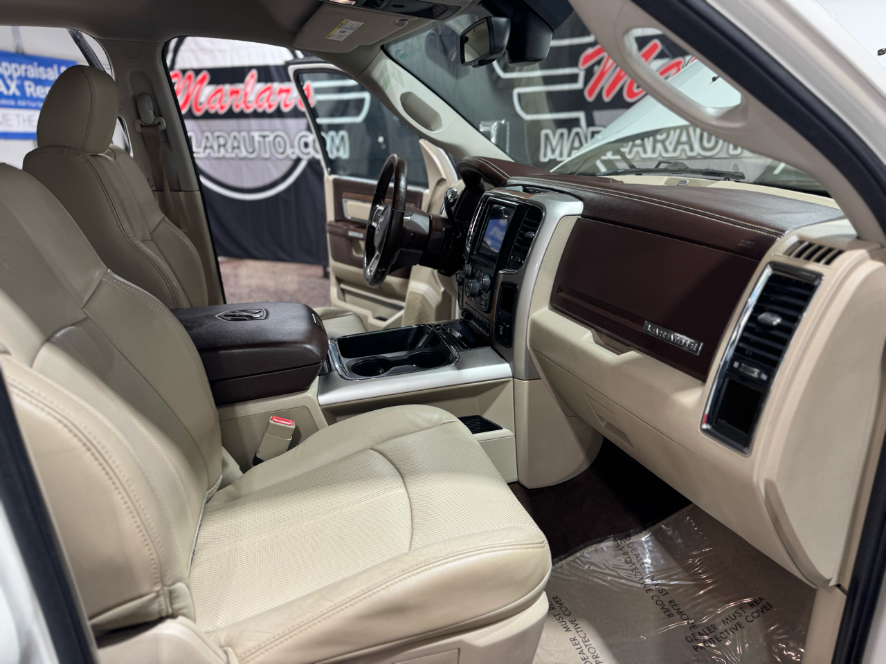 RAM 3500 Laramie 4x4 Crew Cab 8' Box 2018