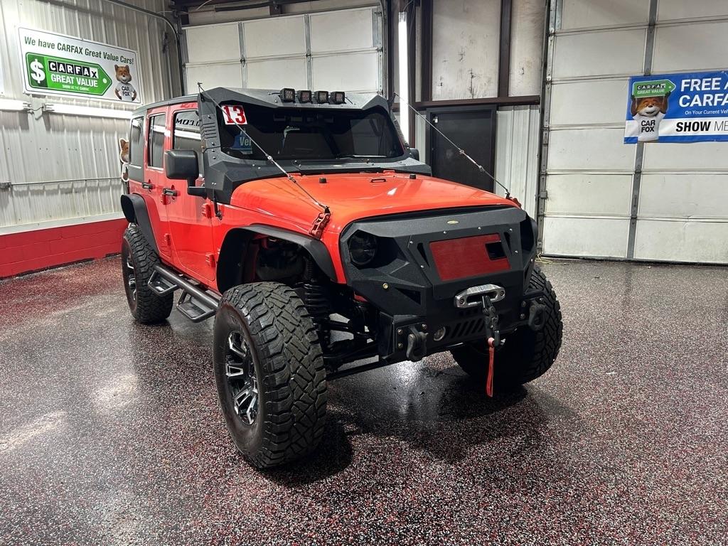 Jeep Wrangler Unlimited 4WD 4dr Sahara 2013