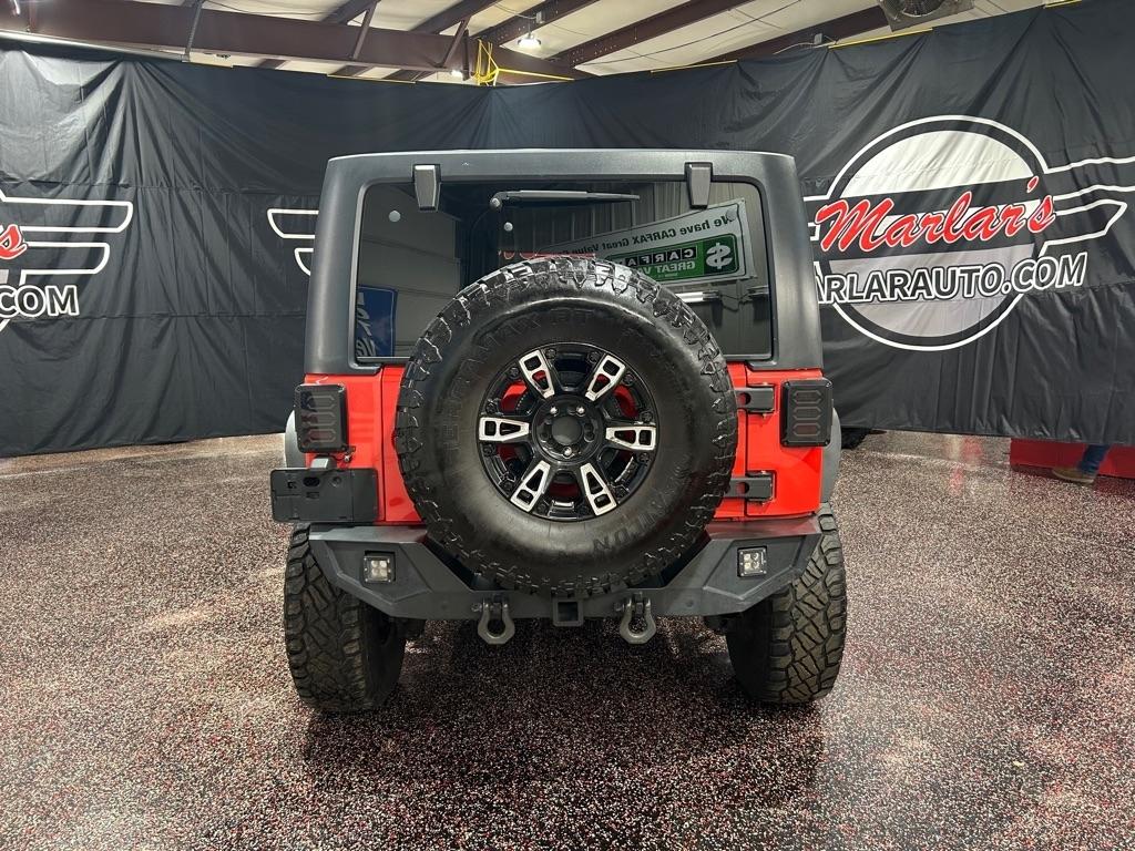 Jeep Wrangler Unlimited 4WD 4dr Sahara 2013
