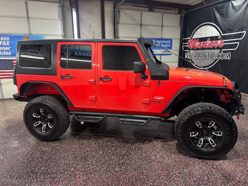 Jeep Wrangler Unlimited 4WD 4dr Sahara 2013