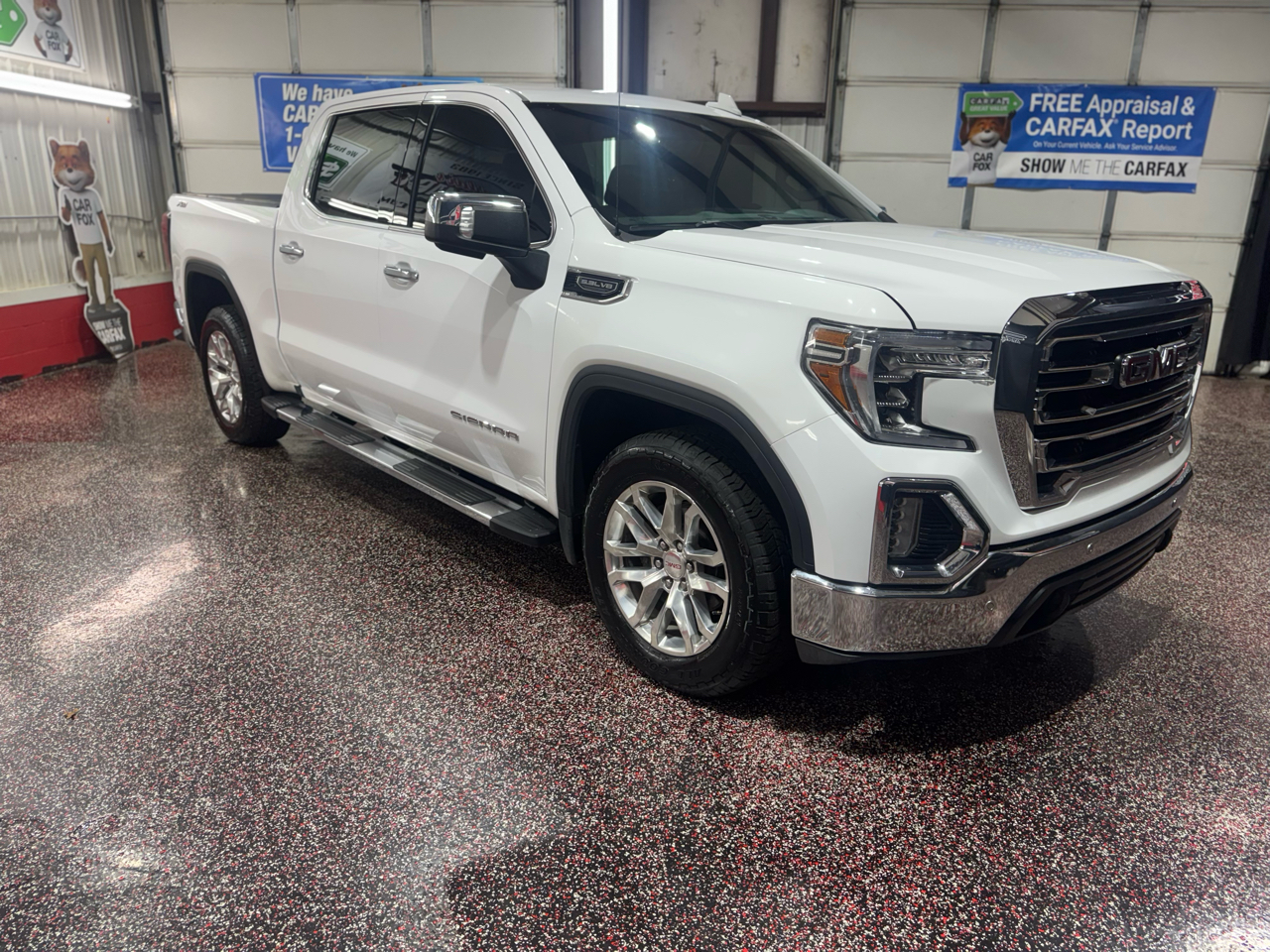 GMC Sierra 1500 4WD Crew Cab 147" SLT 2019
