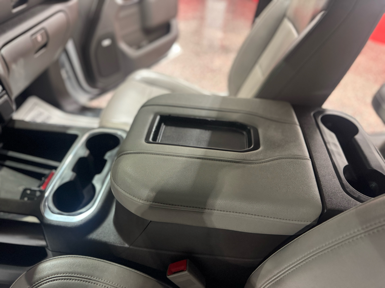 GMC Sierra 1500 4WD Crew Cab 147" SLT 2019