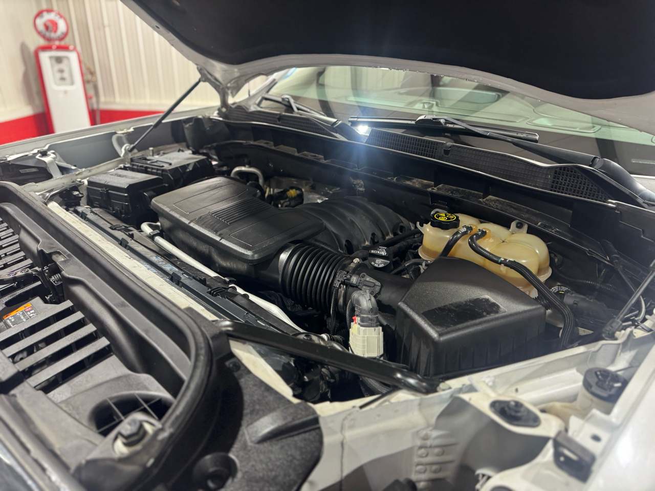 GMC Sierra 1500 4WD Crew Cab 147" SLT 2019