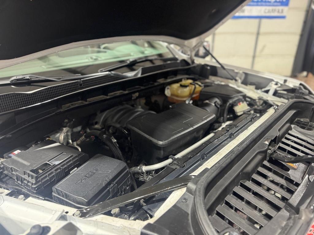 GMC Sierra 1500 4WD Crew Cab 147" SLT 2019