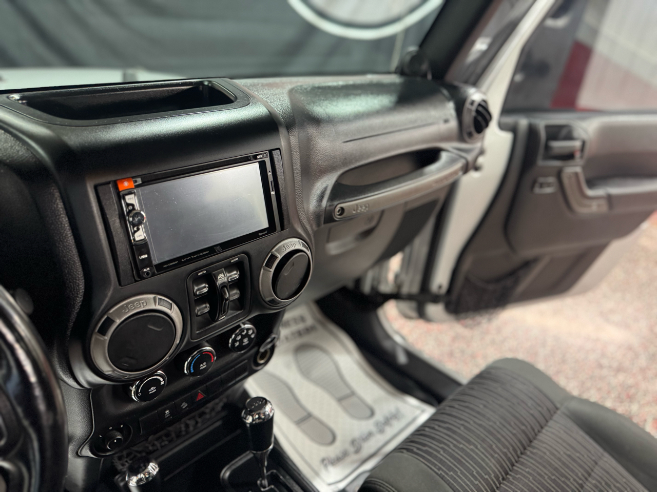 Jeep Wrangler Unlimited 4WD 4dr Sport 2012