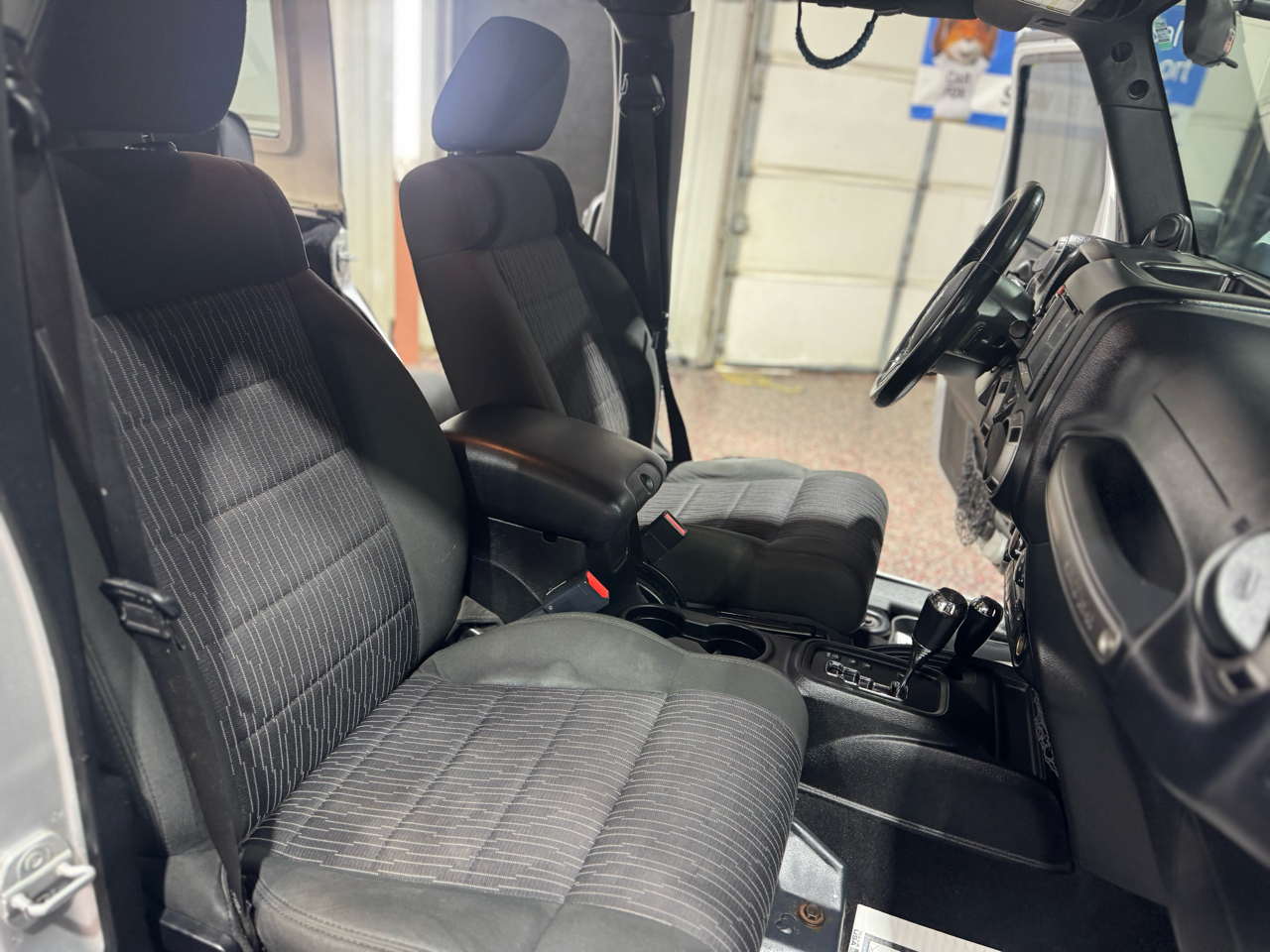 Jeep Wrangler Unlimited 4WD 4dr Sport 2012