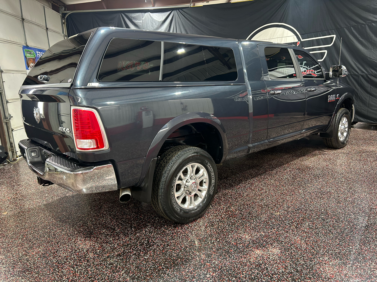 RAM 2500 4WD Mega Cab 160.5" Laramie 2016