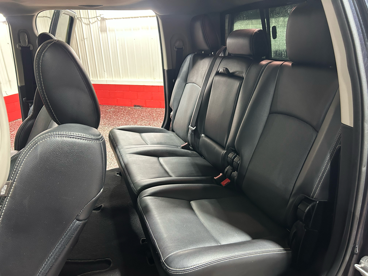 RAM 2500 4WD Mega Cab 160.5" Laramie 2016