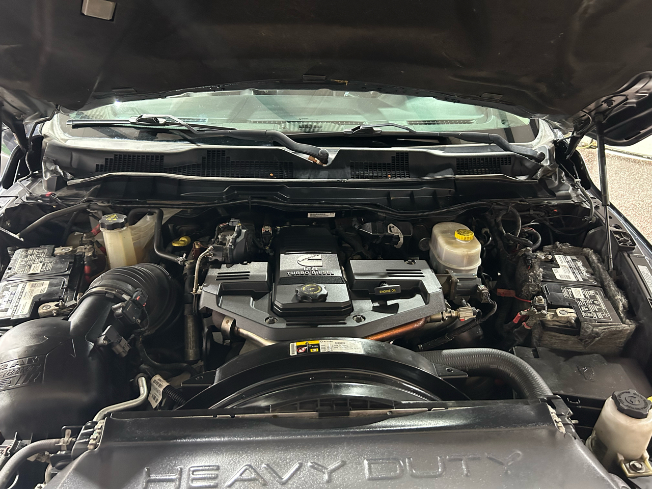 RAM 2500 4WD Mega Cab 160.5" Laramie 2016