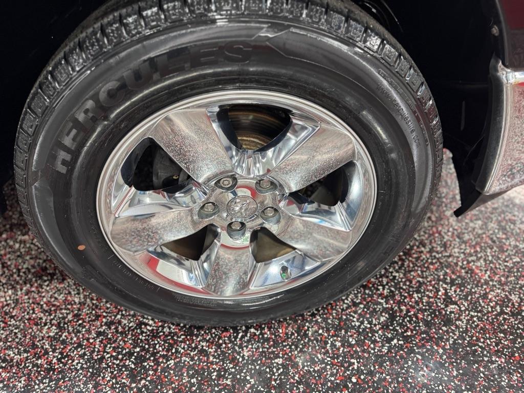 RAM 1500 4WD Quad Cab 140.5" Big Horn 2014