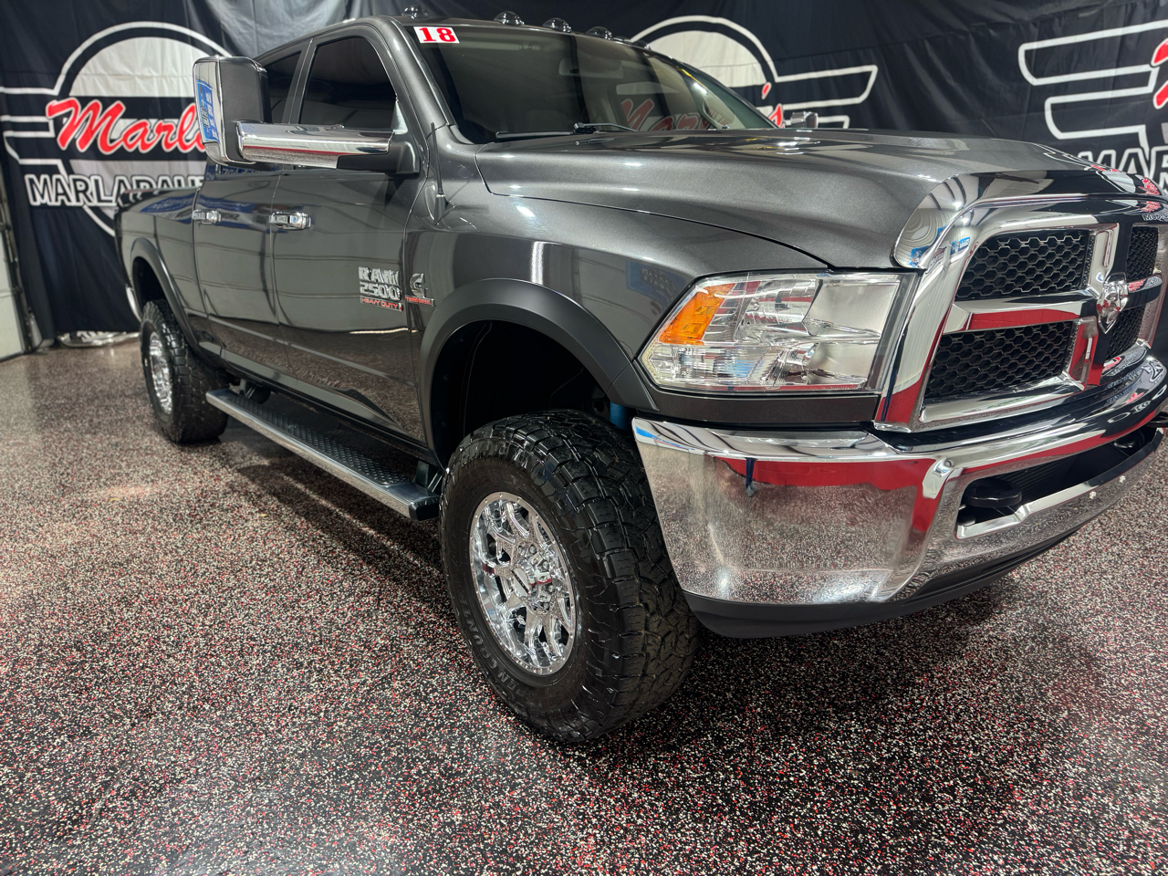 RAM 2500 Tradesman 4x4 Crew Cab 6'4" Box 2018