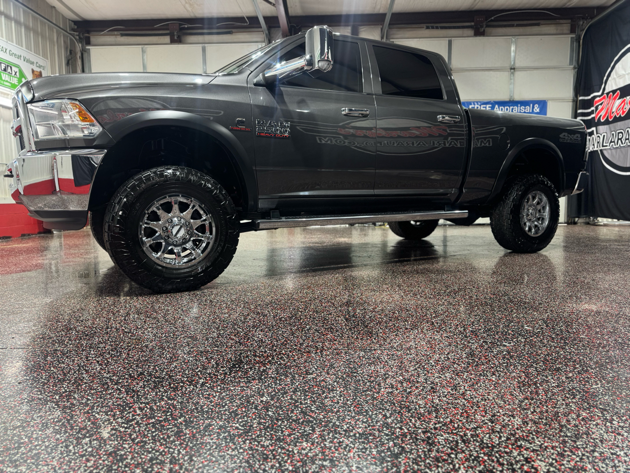 RAM 2500 Tradesman 4x4 Crew Cab 6'4" Box 2018