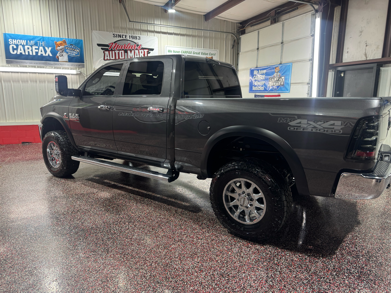 RAM 2500 Tradesman 4x4 Crew Cab 6'4" Box 2018