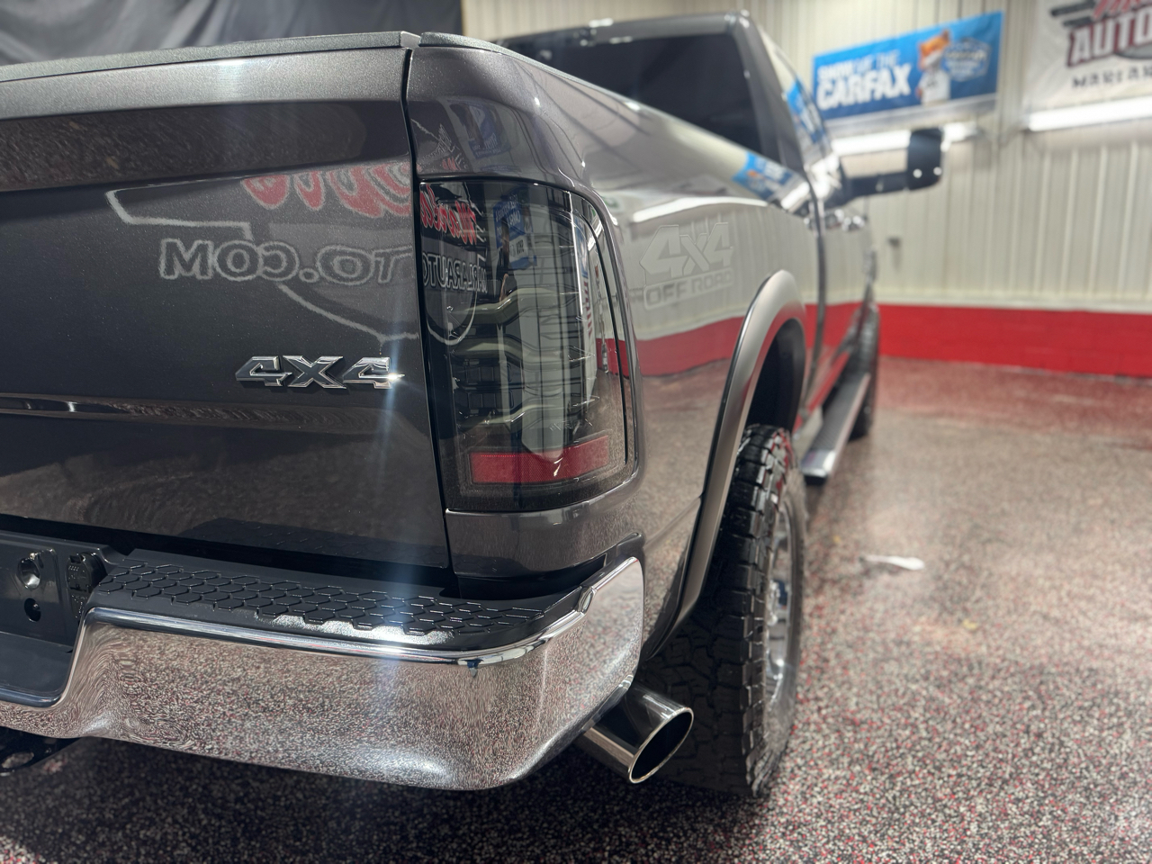 RAM 2500 Tradesman 4x4 Crew Cab 6'4" Box 2018