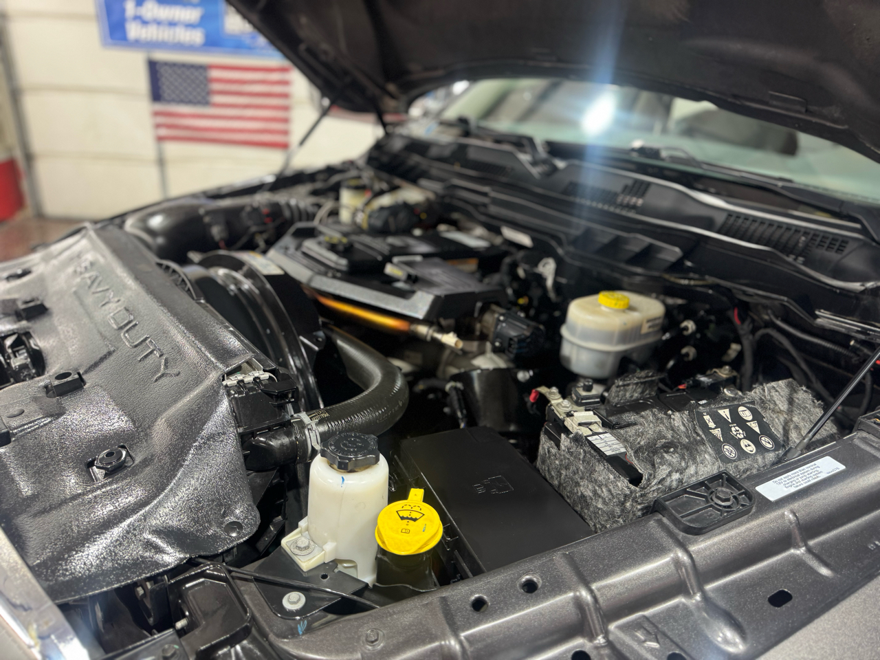 RAM 2500 Tradesman 4x4 Crew Cab 6'4" Box 2018