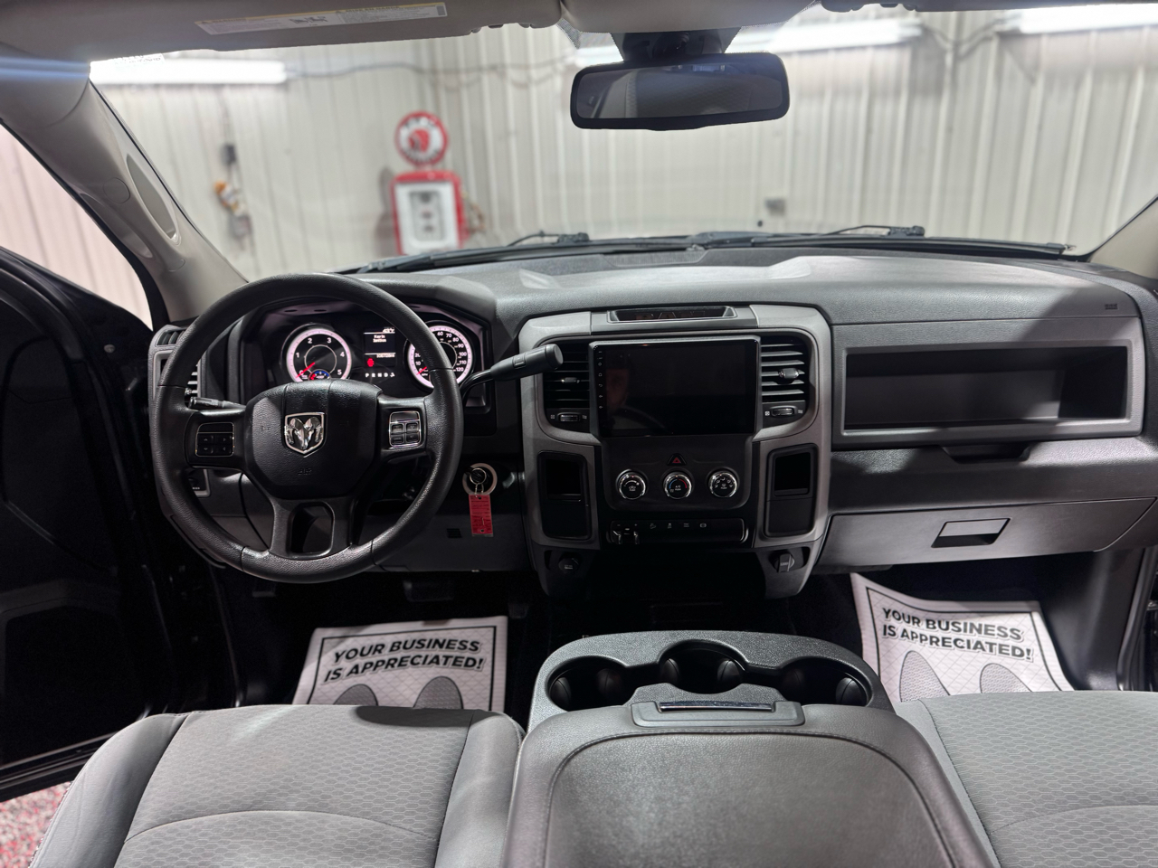 RAM 2500 Tradesman 4x4 Crew Cab 6'4" Box 2018